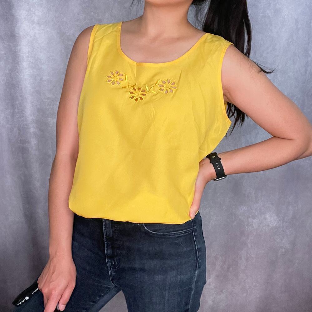 Vintage NWT Yellow Tank Top Blouse Womens Small Medium Shirt Retro Cami SMW